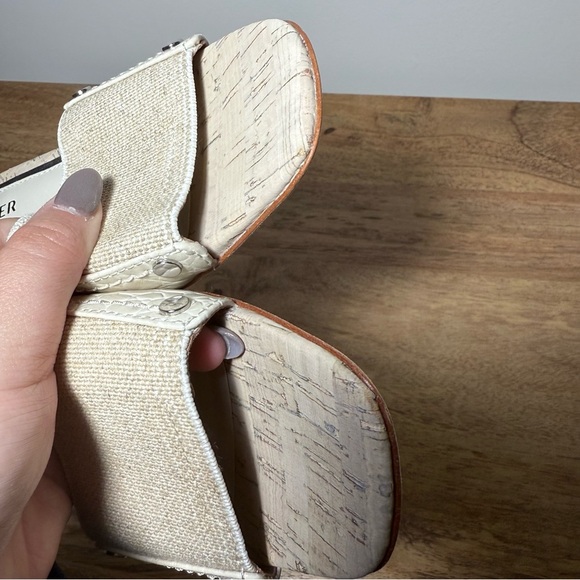 Donald J. Pliner Women's Beige and White Heeled Sandals, Size 7 - Picture 3 of 5